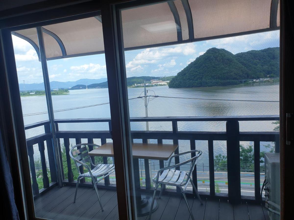 Lahoya Pension Chuncheon Εξωτερικό φωτογραφία