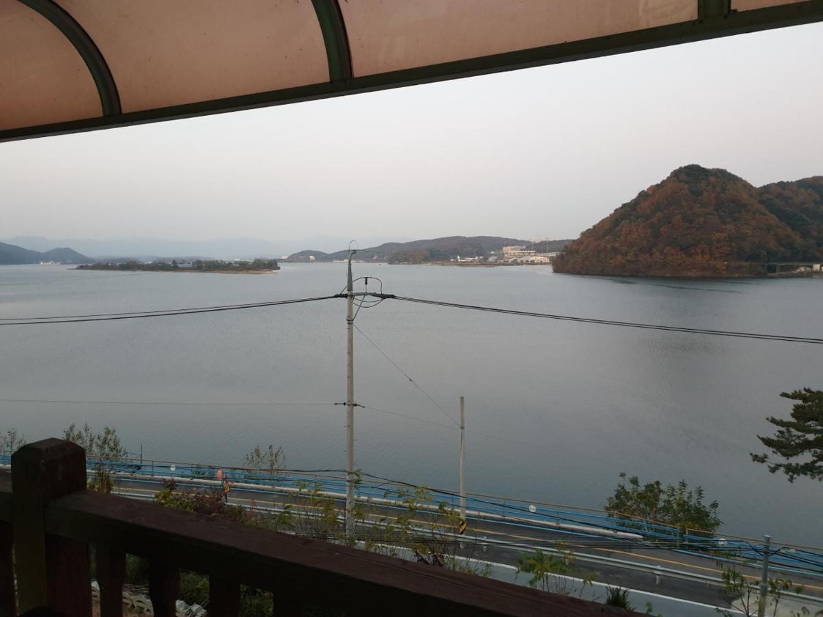 Lahoya Pension Chuncheon Εξωτερικό φωτογραφία