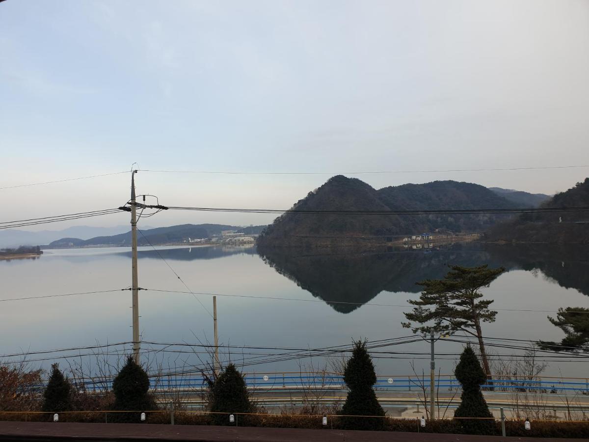 Lahoya Pension Chuncheon Εξωτερικό φωτογραφία